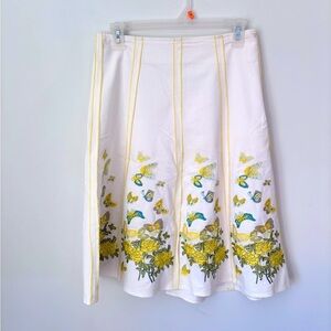 Women’s A Line Invisible Zip White and Yellow Embroidered Skirt Lined Size 4